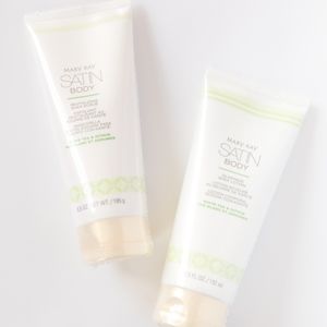 Mary Kay Satin Body Set